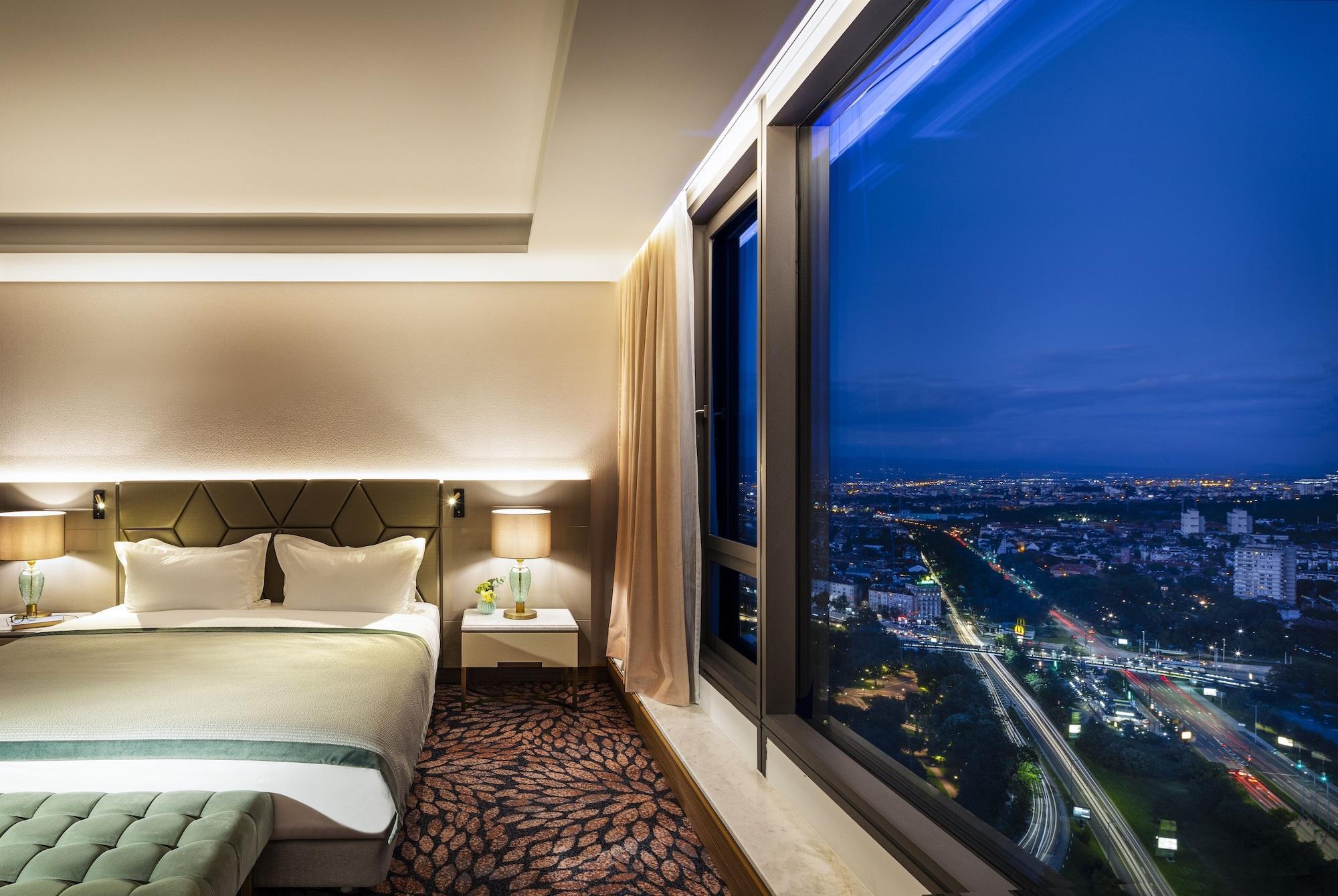 Grand Hotel Millennium 소피아 외부 사진 Executive Suite