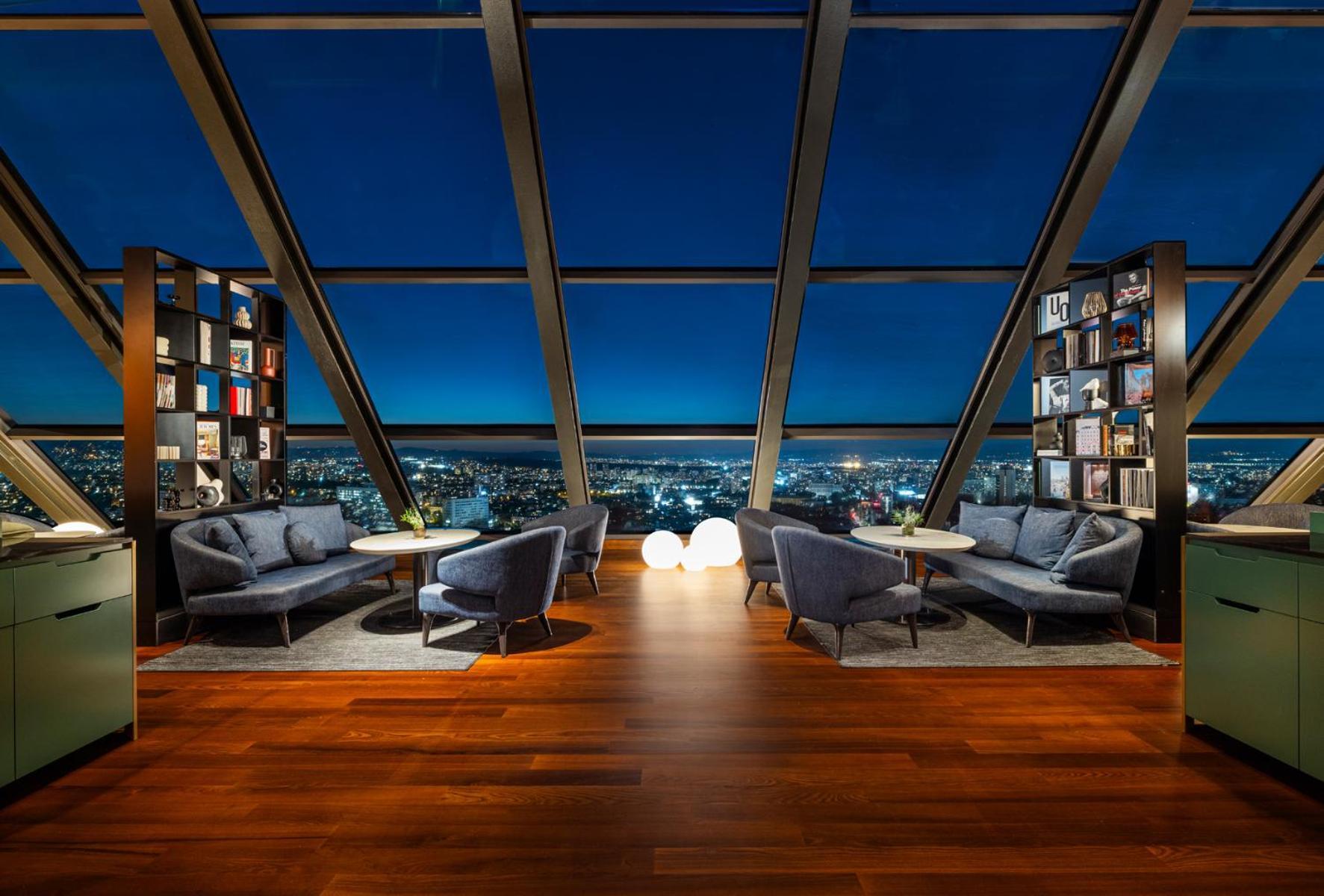Grand Hotel Millennium 소피아 외부 사진 The Library at The Westin Seoul